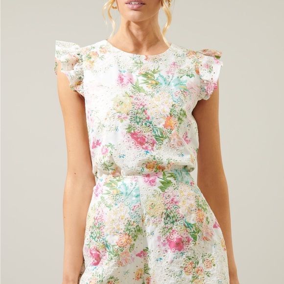 Sugarlips Tops - Sugarlips NWT Sommerset Eyelet Daniela Trapeze Ruffle Top - Size Small